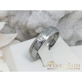 Stainless steel ring with stone