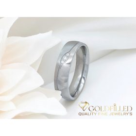 Stainless steel ring with stone